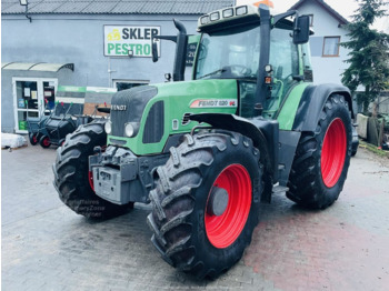 Traktor FENDT 820 Vario