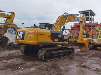 Bager gusjeničar CATERPILLAR 320D