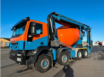 Automješalica IVECO Trakker