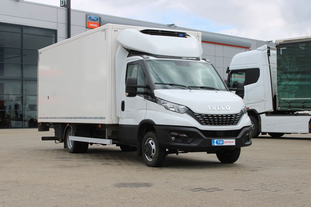 Zakup Iveco DAILY 50C180, CARRIER XARIOS 300,HYDRAULIC LIFT  Iveco DAILY 50C180, CARRIER XARIOS 300,HYDRAULIC LIFT: slika Zakup Iveco DAILY 50C180, CARRIER XARIOS 300,HYDRAULIC LIFT  Iveco DAILY 50C180, CARRIER XARIOS 300,HYDRAULIC LIFT