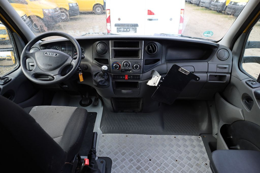 Dostavno vozilo sa zatvorenim sandukom Iveco IS35SI2AA Daily/ Regalsystem/Luftfeder/KURZ: slika Dostavno vozilo sa zatvorenim sandukom Iveco IS35SI2AA Daily/ Regalsystem/Luftfeder/KURZ
