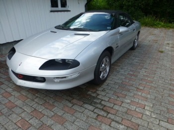 Chevrolet Camaro V8 - Automobil