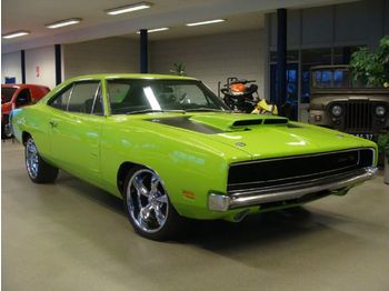 Dodge CHARGER R/T - Automobil