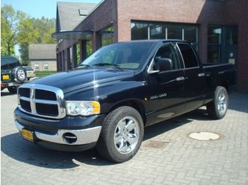 Dodge RAM 1500 PICK-UP SLT 4.7 V8 QUADCAB - Automobil