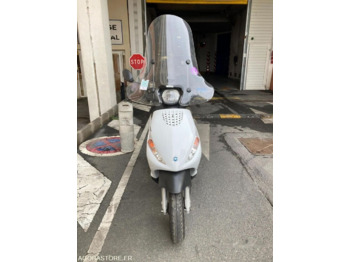 Piaggio ZIP - Motocikl