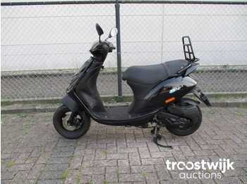 Piaggio Zip 50 4T - Motocikl