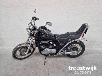 suzuki 700 GV - Motocikl