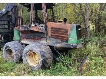 Traktor za šumarstvo JOHN DEERE