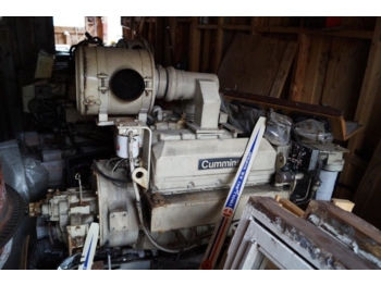 Cummins Båtmotor 220 hk - Građevinski strojevi