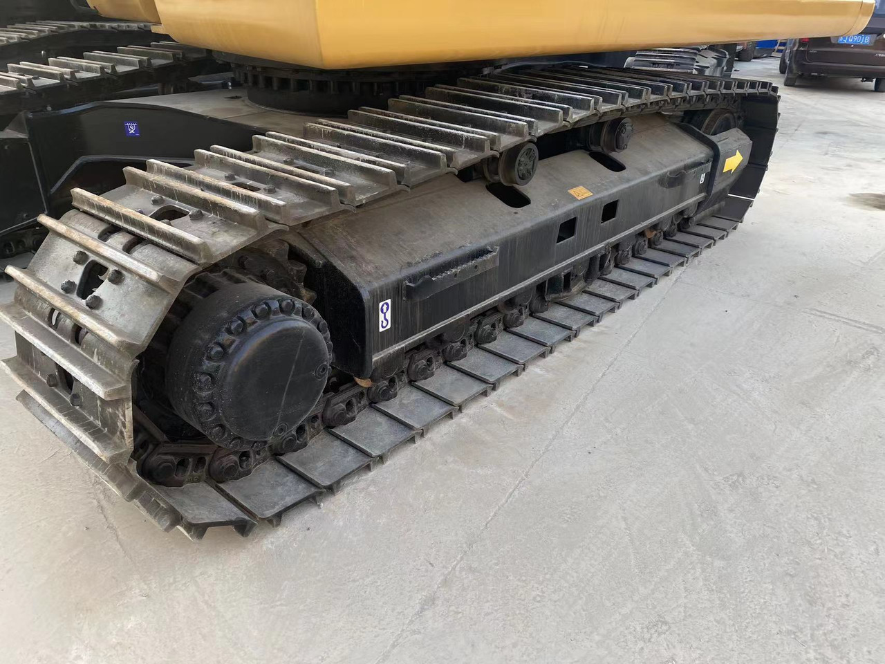 Bager gusjeničar High quality Caterpillar used hydraulic crawler excavator 330D low working hours with hammer crucher in ready stock: slika Bager gusjeničar High quality Caterpillar used hydraulic crawler excavator 330D low working hours with hammer crucher in ready stock