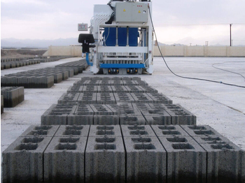 Constmach Mobile Block, Brick & Paver Making Machine - Oprema za beton/ Betoniranje