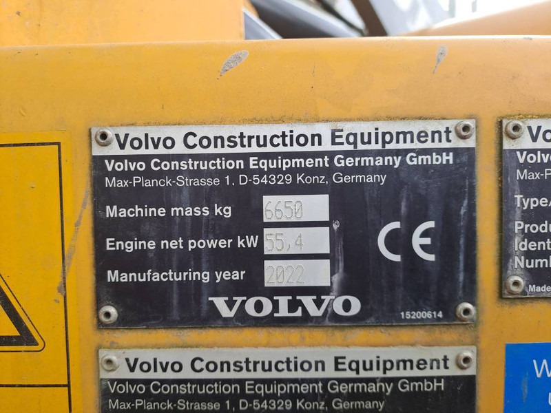 Utovarivač na kotačima Volvo L30G (Bucket + Forks): slika Utovarivač na kotačima Volvo L30G (Bucket + Forks)
