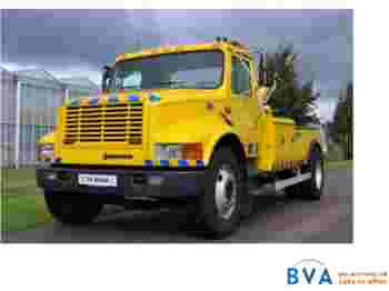 International A - Autotransporter