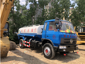 Kamion cisterna DONGFENG Water tanker truck: slika Kamion cisterna DONGFENG Water tanker truck