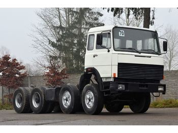 Kamion-šasija IVECO 260E36: slika Kamion-šasija IVECO 260E36