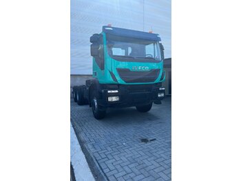 Novi Kamion-šasija IVECO AD 380 T 38H - EURO 3 - NEW: slika Novi Kamion-šasija IVECO AD 380 T 38H - EURO 3 - NEW