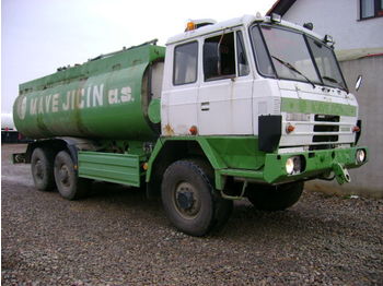  TATRA 815 CA-18 6x6 - Kamion cisterna