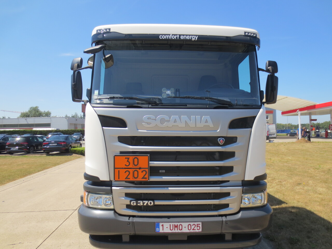 Kamion cisterna Scania G370: slika Kamion cisterna Scania G370