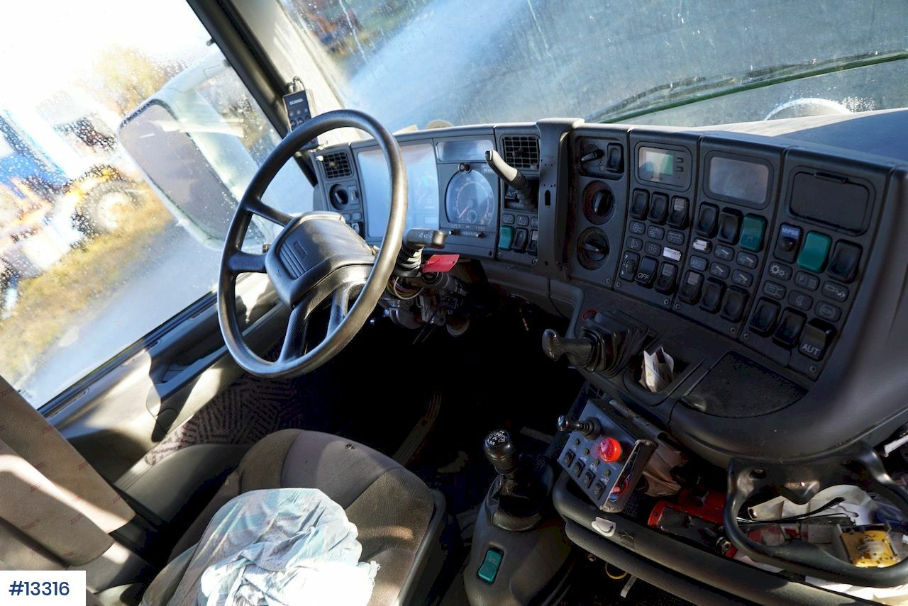 Kamion-šasija Scania R124: slika Kamion-šasija Scania R124