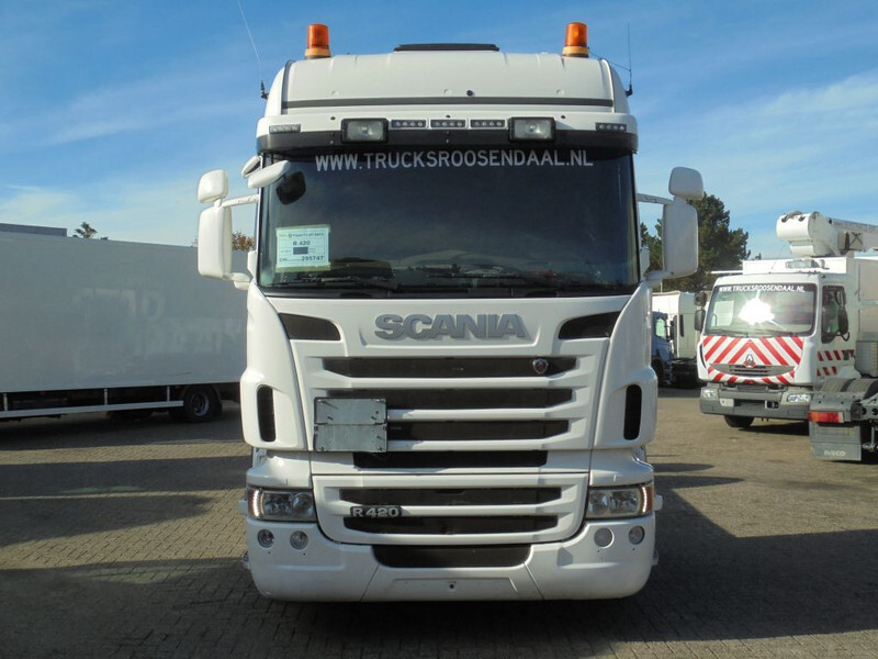Kamion-šasija Scania R420 + Euro 5 + 6X2 + ADR: slika Kamion-šasija Scania R420 + Euro 5 + 6X2 + ADR