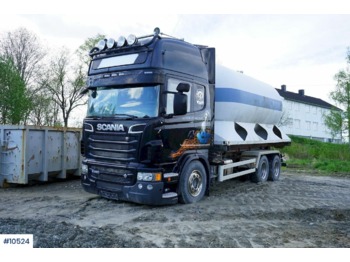 Kamion s kukastom dizalicom Scania R620: slika Kamion s kukastom dizalicom Scania R620