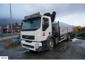 Kamion s kranom Volvo FE: slika Kamion s kranom Volvo FE