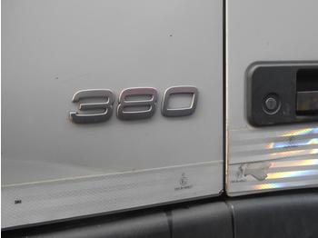 Kamion s ceradom Volvo FM 380: slika Kamion s ceradom Volvo FM 380
