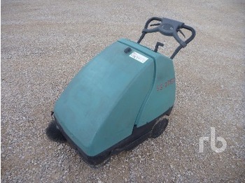 Tennant S8 Floor Sweeper - Cestovna čistilica