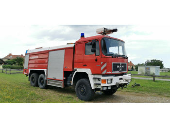 Vatrogasno vozilo MAN 25.502 Feuerwehr 6x6 GTLF 8000: slika Vatrogasno vozilo MAN 25.502 Feuerwehr 6x6 GTLF 8000