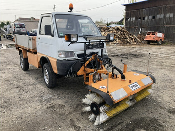 Piaggio Piaggio PFAU Wywrotka 4X4 posypywarka odśnieżarka szczotka pług 2006 - Namjenska/ Posebna vozila