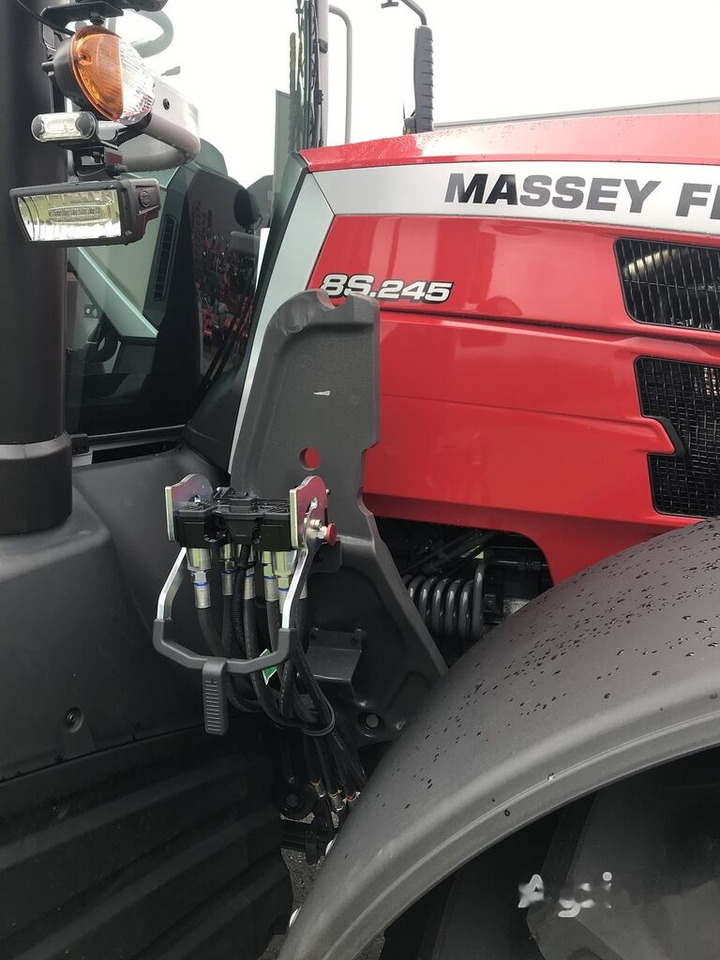 Novi Traktor Massey Ferguson MF 8S.245 Dyna-VT EXCLUSIVE: slika Novi Traktor Massey Ferguson MF 8S.245 Dyna-VT EXCLUSIVE
