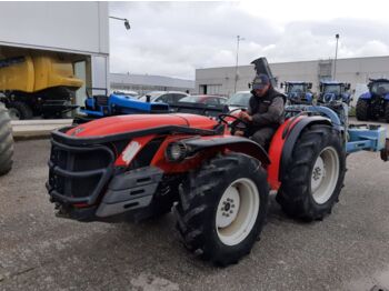 Antonio Carraro TGF 7800 S - Traktor