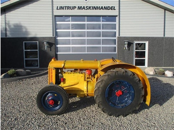 Fordson N model  - Traktor