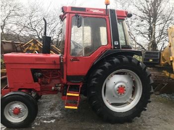 INTERNATIONAL 785 - Traktor