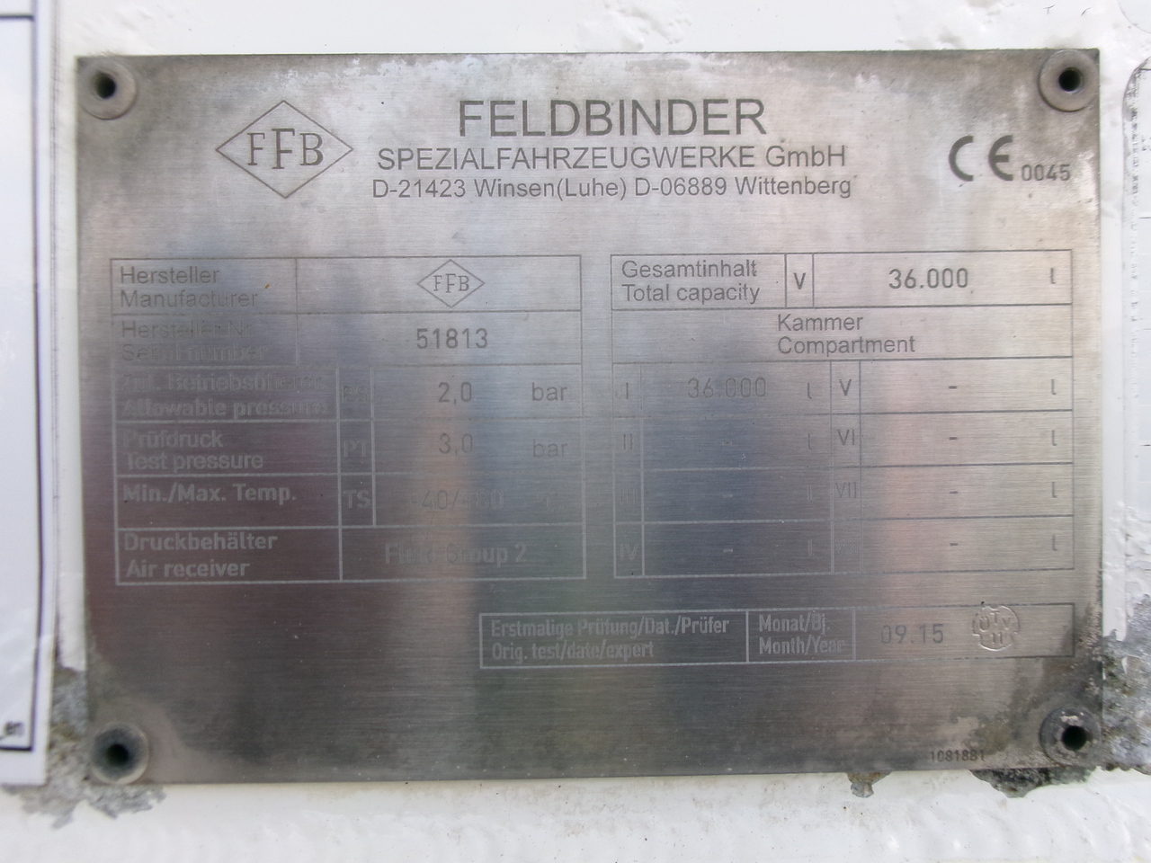 Poluprikolica cisterna za prijevoz brašna Feldbinder Powder tank alu 36 m3 / 1 comp: slika Poluprikolica cisterna za prijevoz brašna Feldbinder Powder tank alu 36 m3 / 1 comp