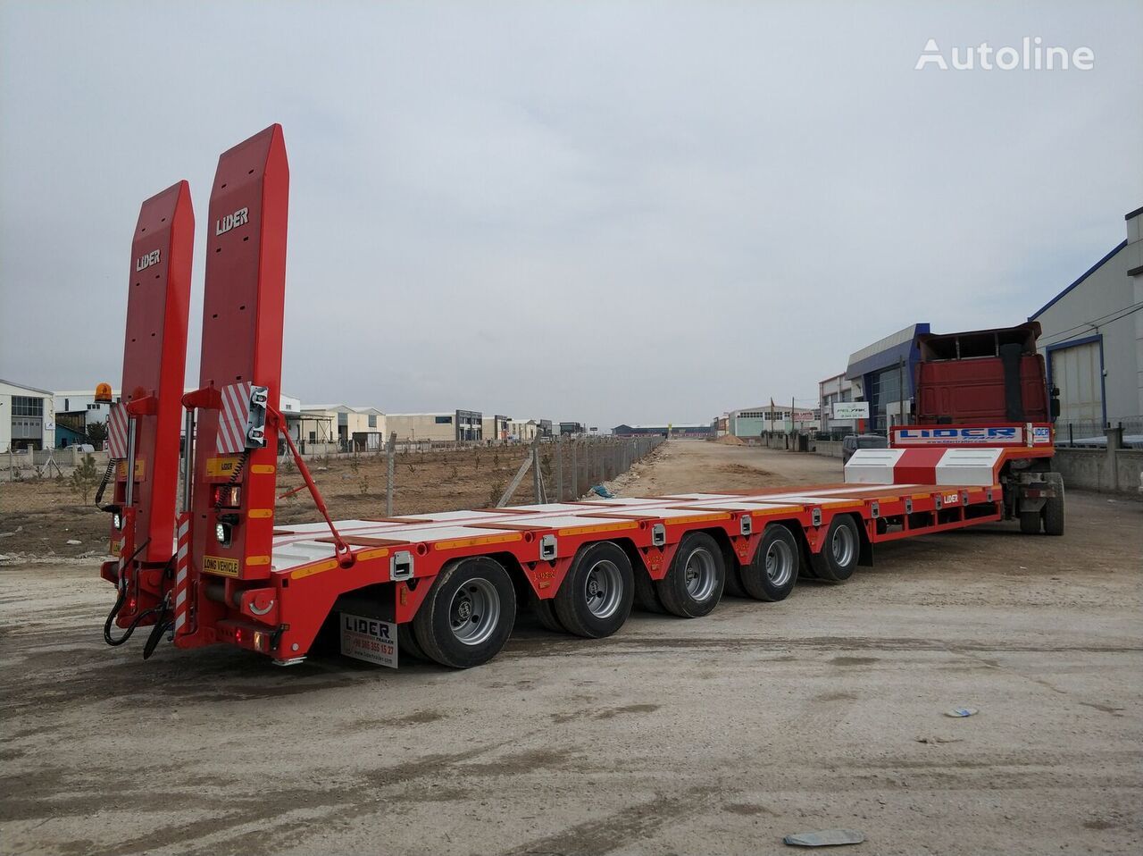 Novi Poluprikolica s niskim utovarivačem za prijevoz teških strojeva LIDER 2024  READY IN STOCK 50 TONS CAPACITY LOWBED: slika Novi Poluprikolica s niskim utovarivačem za prijevoz teških strojeva LIDER 2024  READY IN STOCK 50 TONS CAPACITY LOWBED