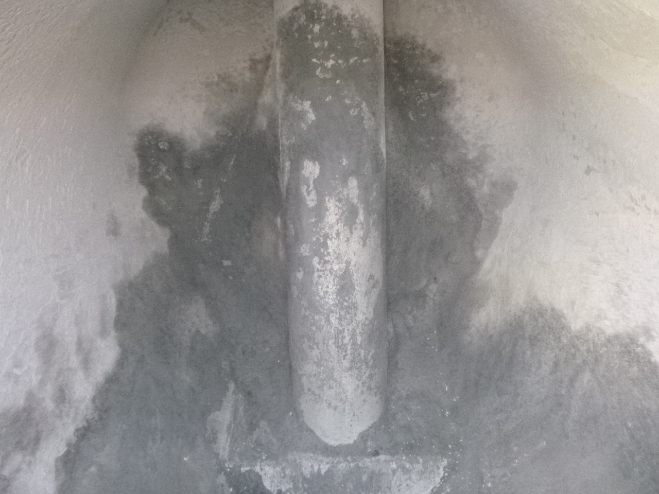 Poluprikolica cisterna za prijevoz brašna L.A.G. Powder tank alu 58.5 m3 (tipping): slika Poluprikolica cisterna za prijevoz brašna L.A.G. Powder tank alu 58.5 m3 (tipping)