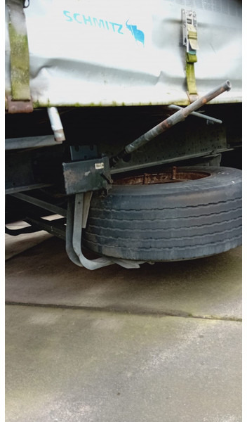 Poluprikolica s ceradom Schmitz Cargobull Tautliner: slika Poluprikolica s ceradom Schmitz Cargobull Tautliner