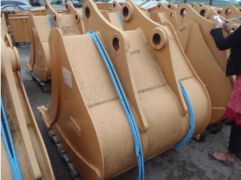 CASE CX240 - Korpa za bager