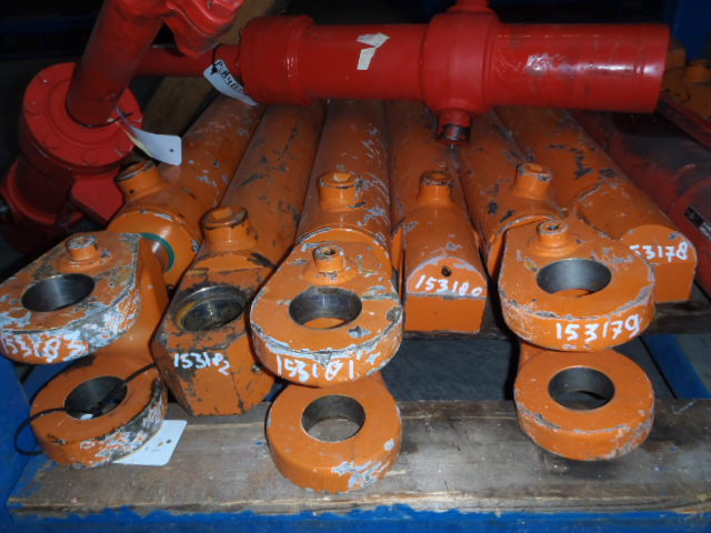 Hidraulični cilindar za Građevinski strojevi Cnh: slika Hidraulični cilindar za Građevinski strojevi Cnh