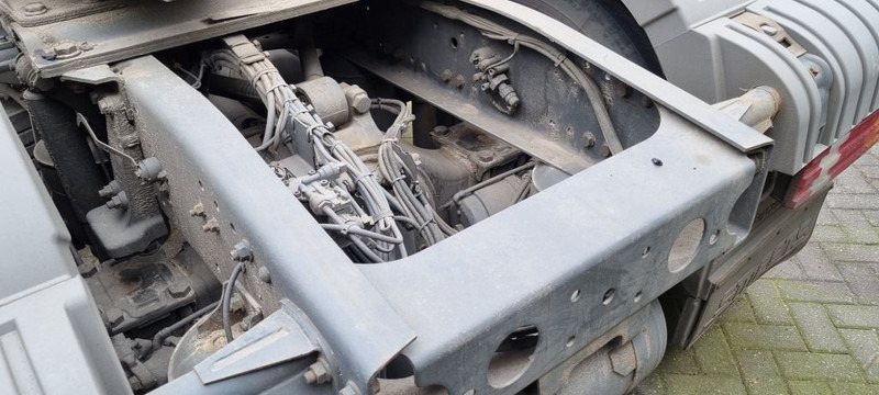 Tegljač Mercedes-Benz Atego 1828 Crane.. manuel gearbox: slika Tegljač Mercedes-Benz Atego 1828 Crane.. manuel gearbox