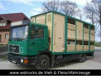 Kamion za prijevoz stoke MAN