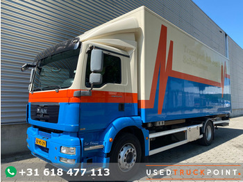 Transporter kontejnera/ Kamion s izmjenjivim sanducima MAN TGM 18.250