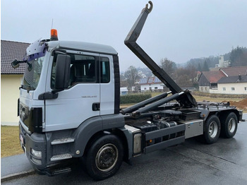 Kamion s kukastom dizalicom MAN TGS 26.440