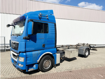 Transporter kontejnera/ Kamion s izmjenjivim sanducima MAN TGX 18.400