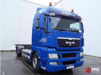 Transporter kontejnera/ Kamion s izmjenjivim sanducima MAN TGX 18.440