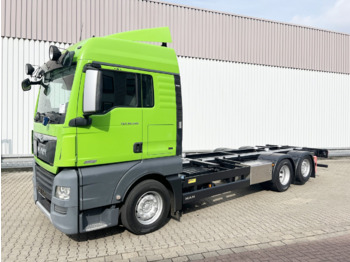 Transporter kontejnera/ Kamion s izmjenjivim sanducima MAN TGX 26.540