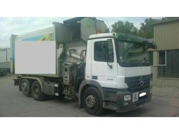 Transporter kontejnera/ Kamion s izmjenjivim sanducima MERCEDES-BENZ Actros 2541