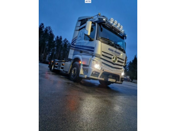 Kamion s kukastom dizalicom MERCEDES-BENZ Actros