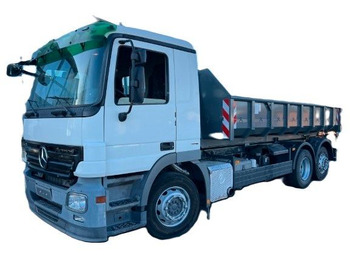 Kamion s kukastom dizalicom MERCEDES-BENZ Actros 2541